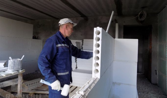 sravnenie-materialov-dlja-vozvedenija-mezhkomnatnyh-peregorodok-ba5211d