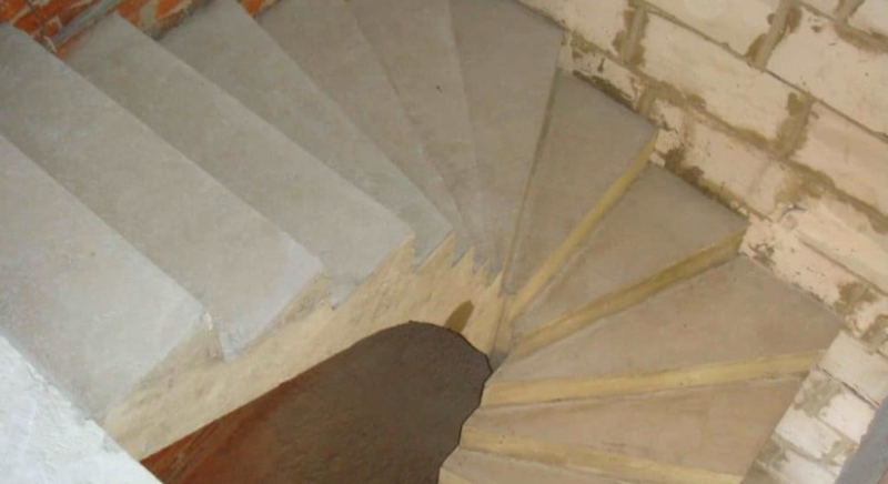 Руководство по изготовлению монолитной лестницы из бетона своими руками