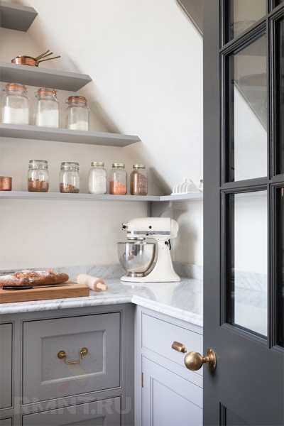 





Плюсы и&nbsp;минусы отдельной кладовой на кухне



