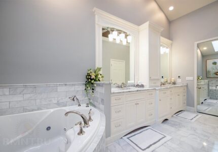 8-priznakov-elitnoj-vannoj-komnaty-38062f9